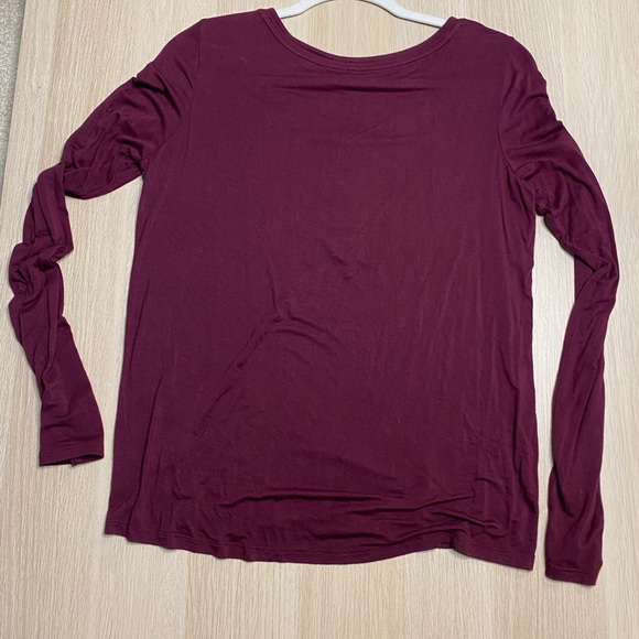 American Eagle AE Long Sleeve Henley Teeshirt - Picture 4 of 4